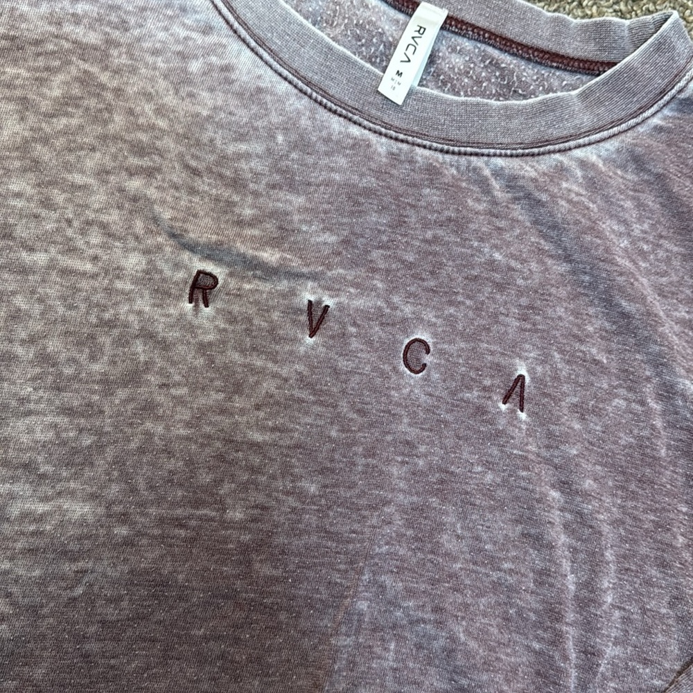 Distressed RVCA sweater - Picture 3 of 3